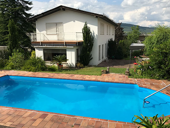 Außenansicht inkl. Pool